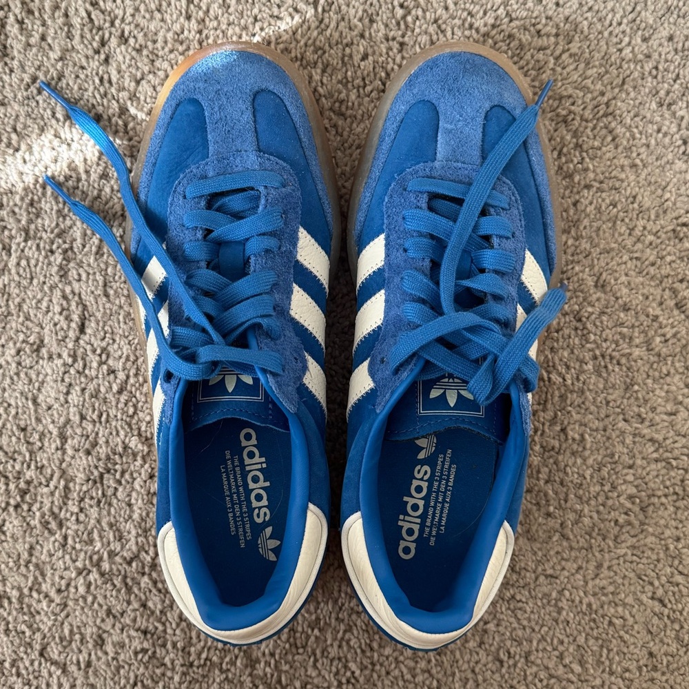 Adidas platform sambas